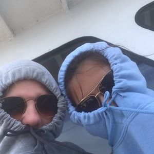 Meet your Posher, Maya